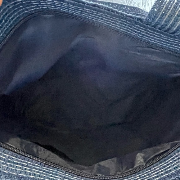 Blue and White Bohemian Beach Straw bag w tassels - Picture 6 of 7